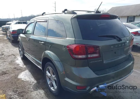 2017 Dodge Journey Crossroad z USA, uszkodzony, nr VIN 3C4PDCGG9HT625907